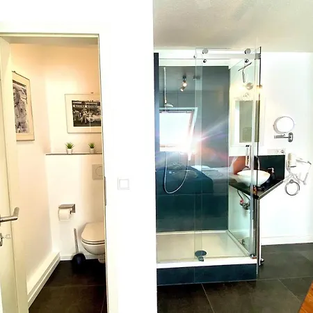 Lilis Kleines בית הארחה